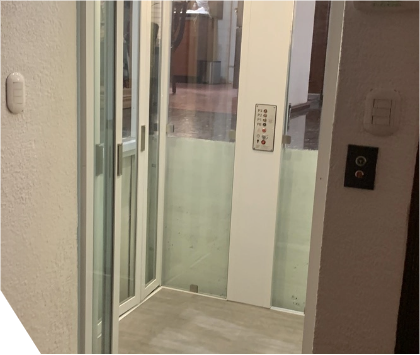 Paredes de vidrio templado